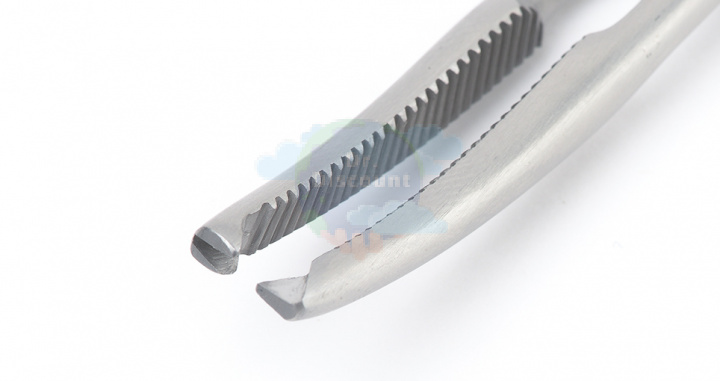 Зажим Mikulicz перитонеальный, изогнутый, округлый 18 см